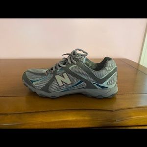 New Balance Tennis Shoes